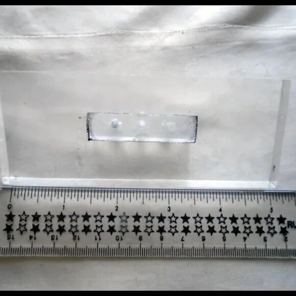 Vintage Lucite Drawer Pulls, Big CLEAR Rectangles, Set of 2 - Picture 2 of 9